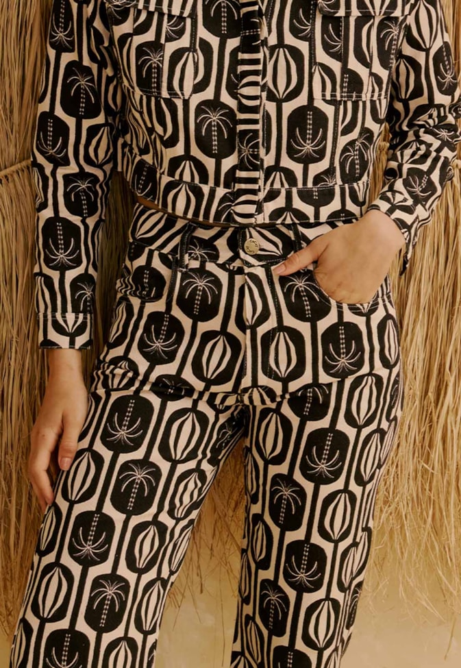 Calça Sarja Flare Estampada Cacau Palmer