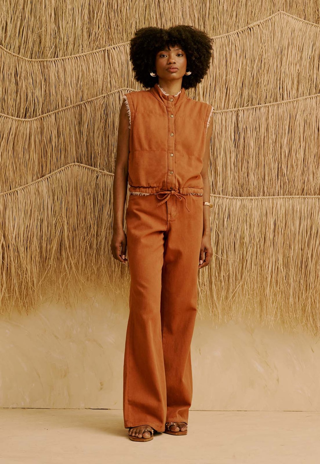 Calça Sarja Flare Lisa