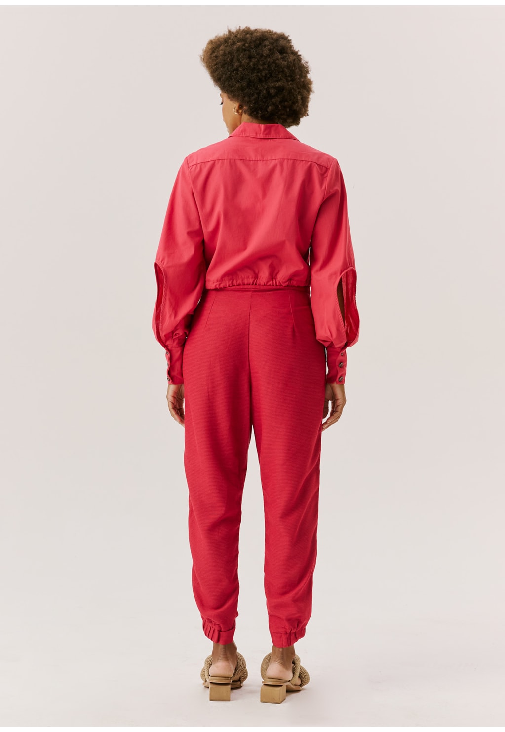 Calça Tecido Detalhe Elástico