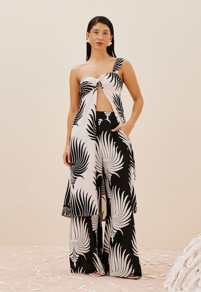 Calça Tecido Fenda Lateral Estampada Leques