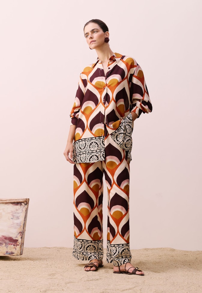 Camisa Alongada Estampada Ponta do Muretá