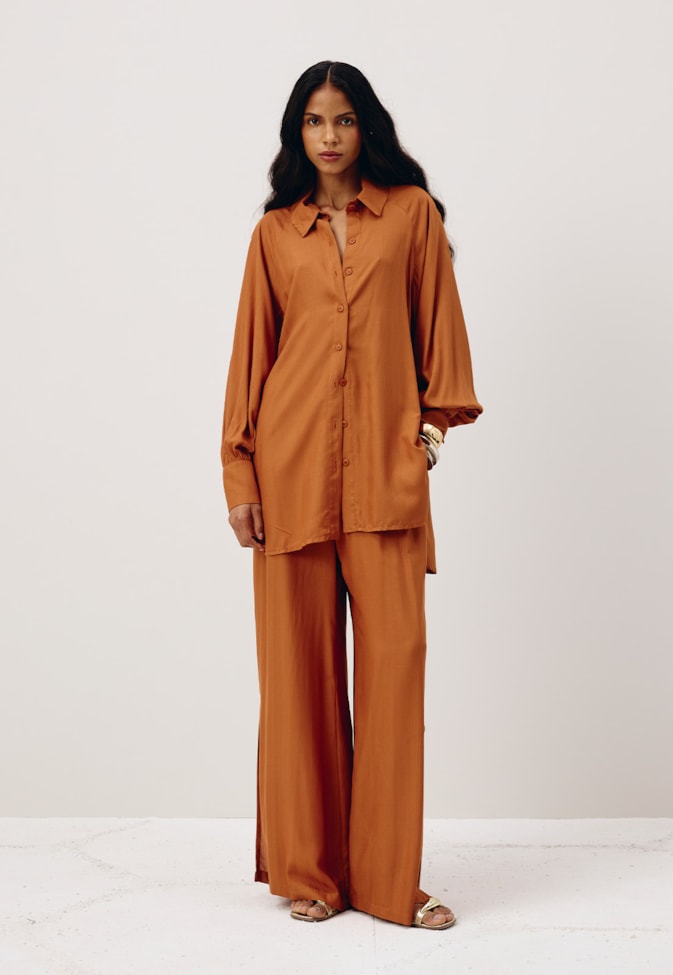 Camisa Alongada Raglan Botões