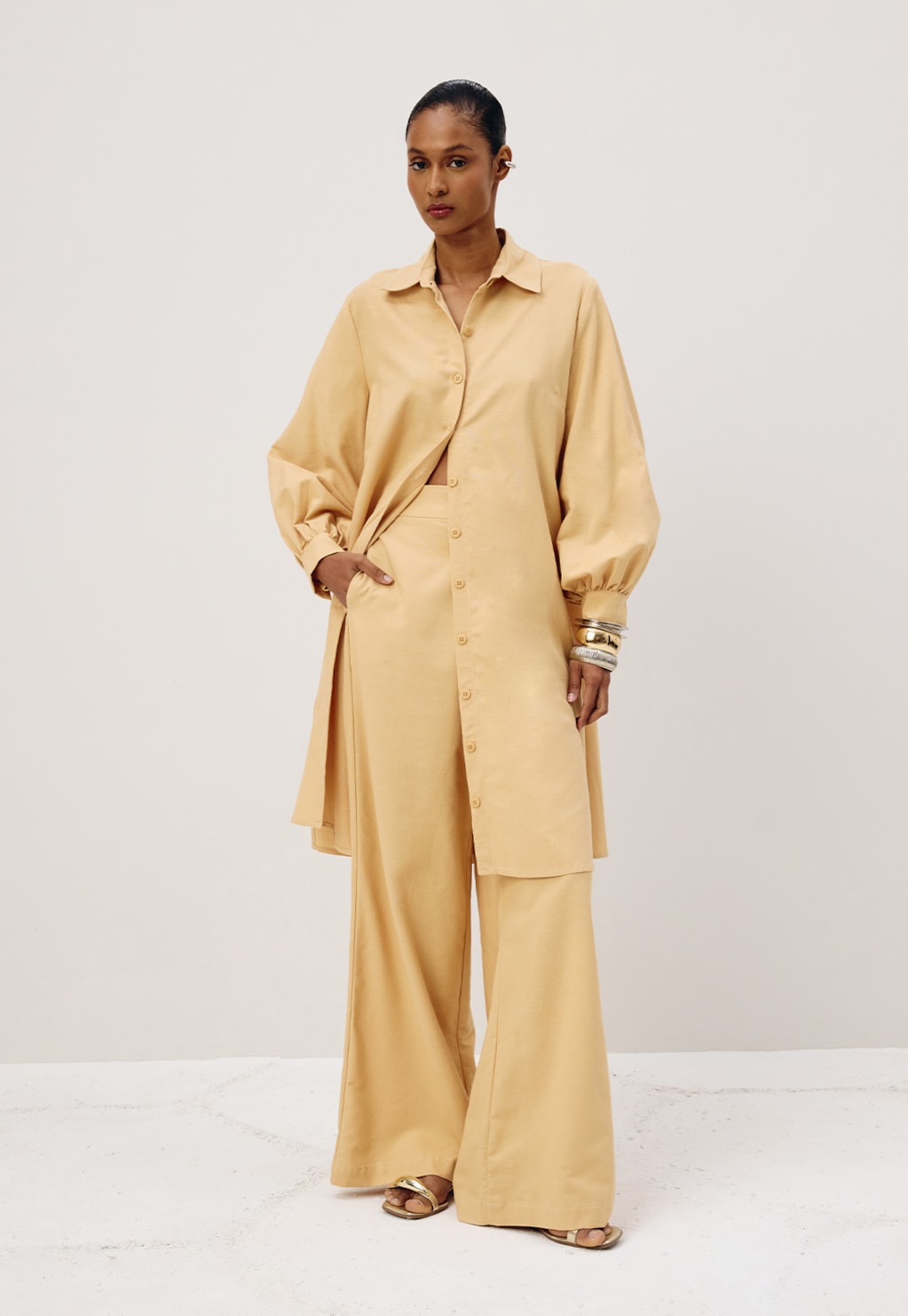 Camisa Botões Alongada