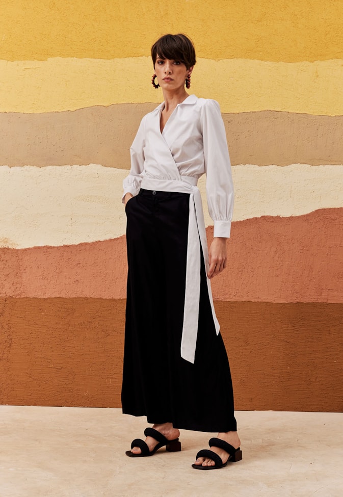 Camisa Cropped Alongada Laço