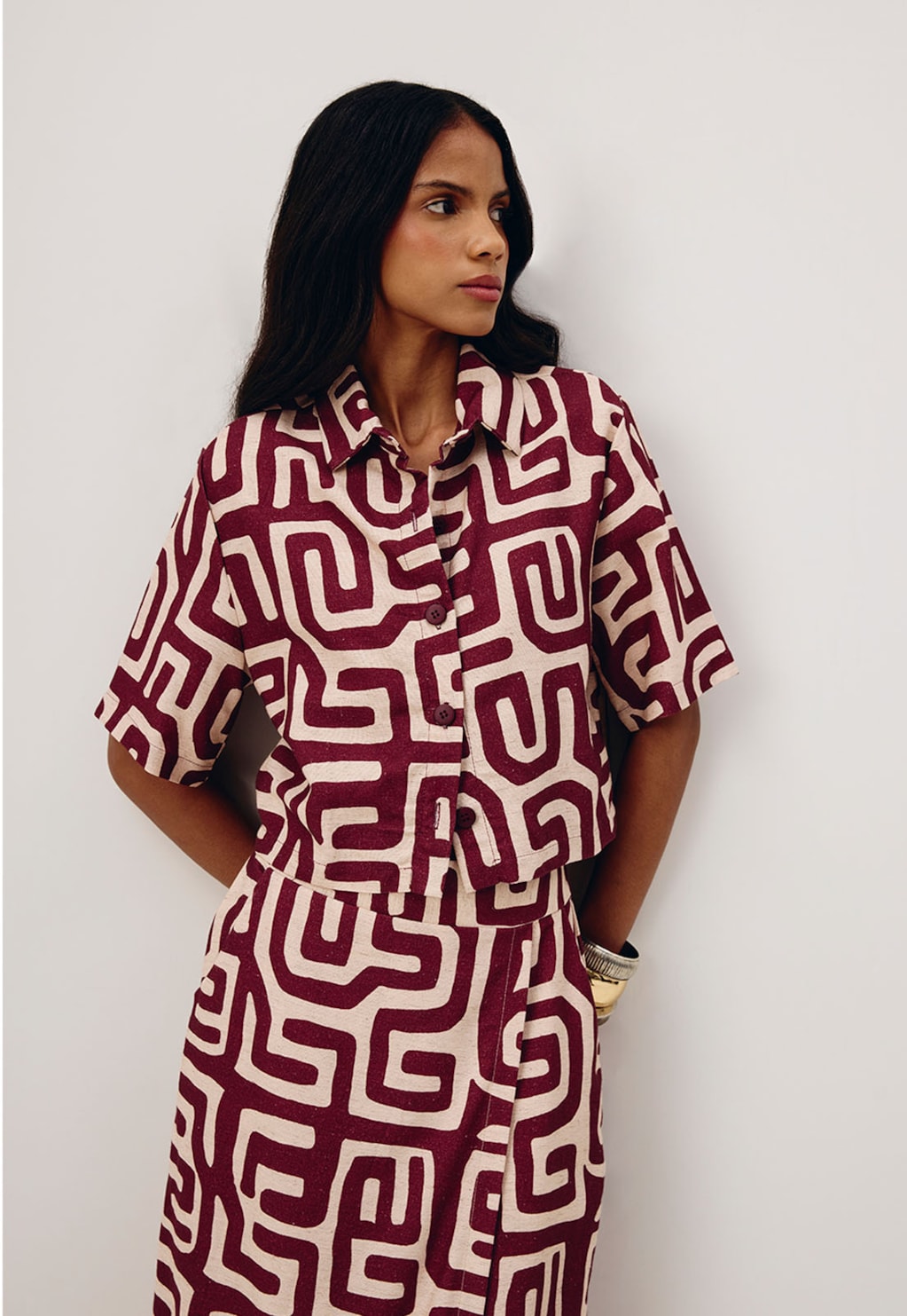 Camisa Cropped Estampada Yala Vermelho