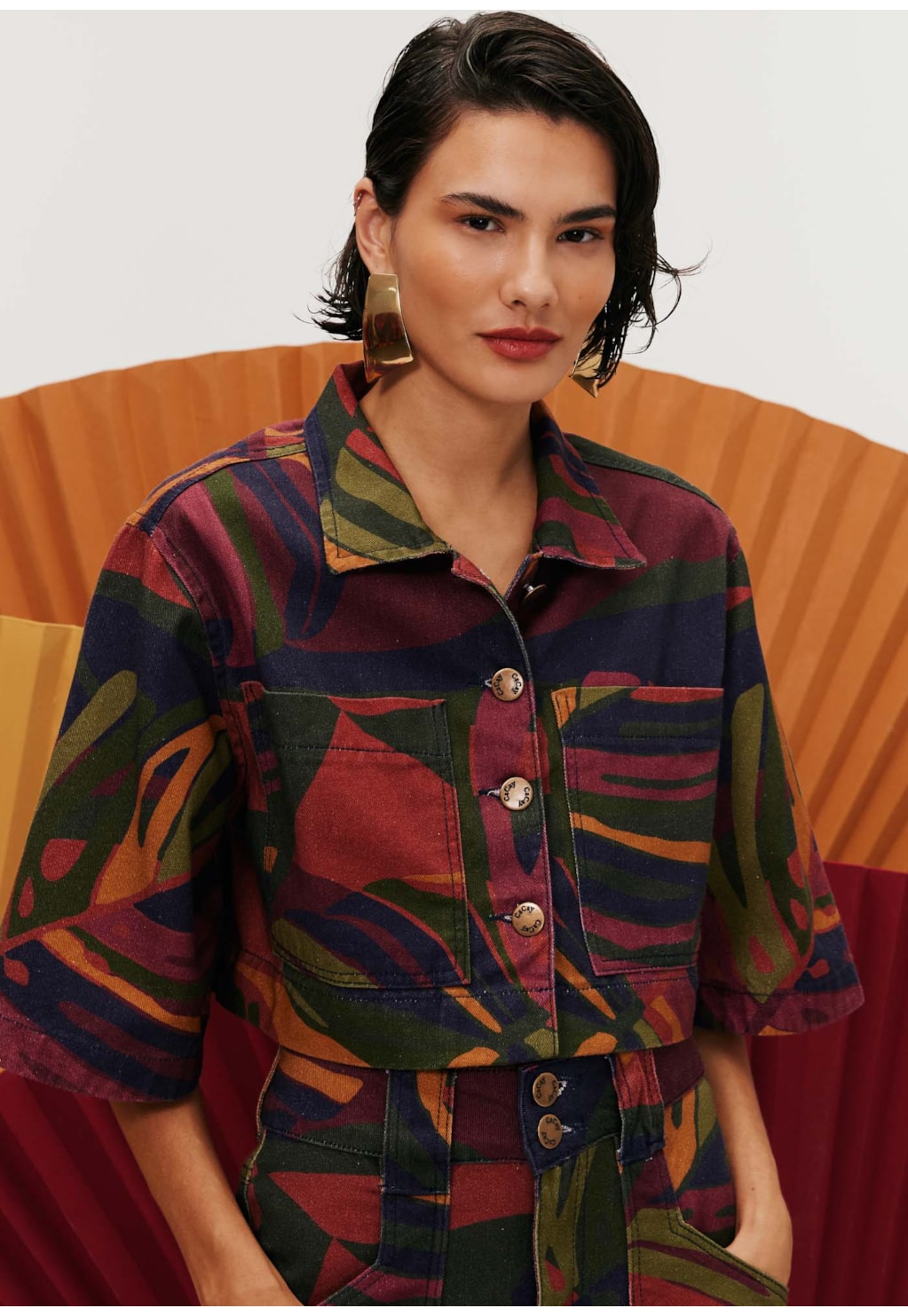 Camisa Cropped Sarja Estampada Merengue