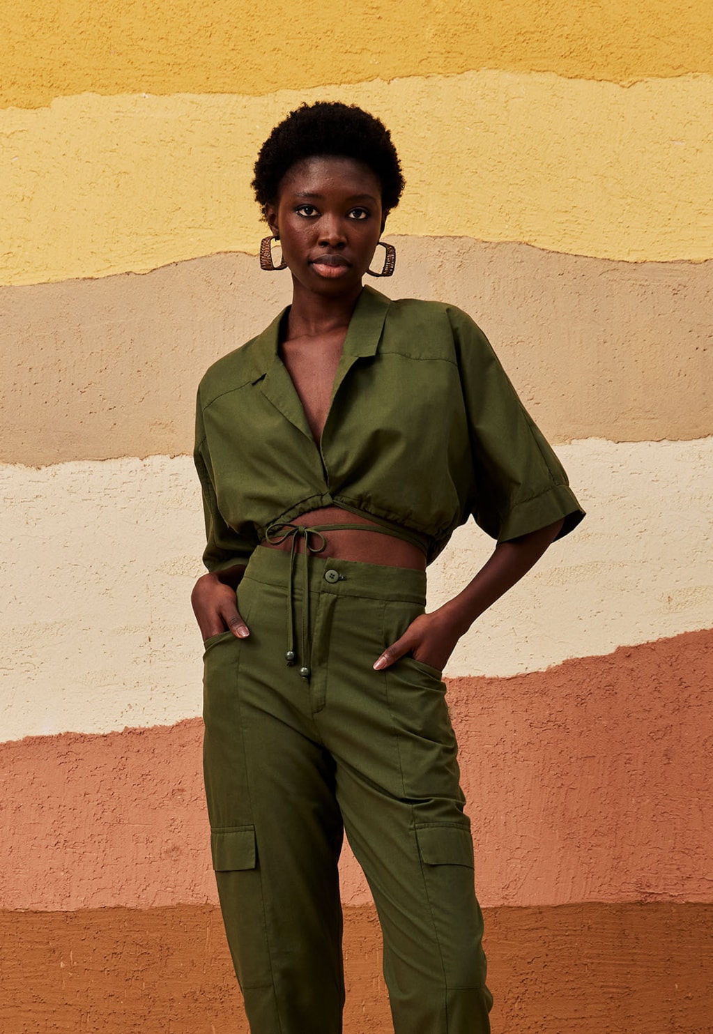 Camisa Cropped Transpassada