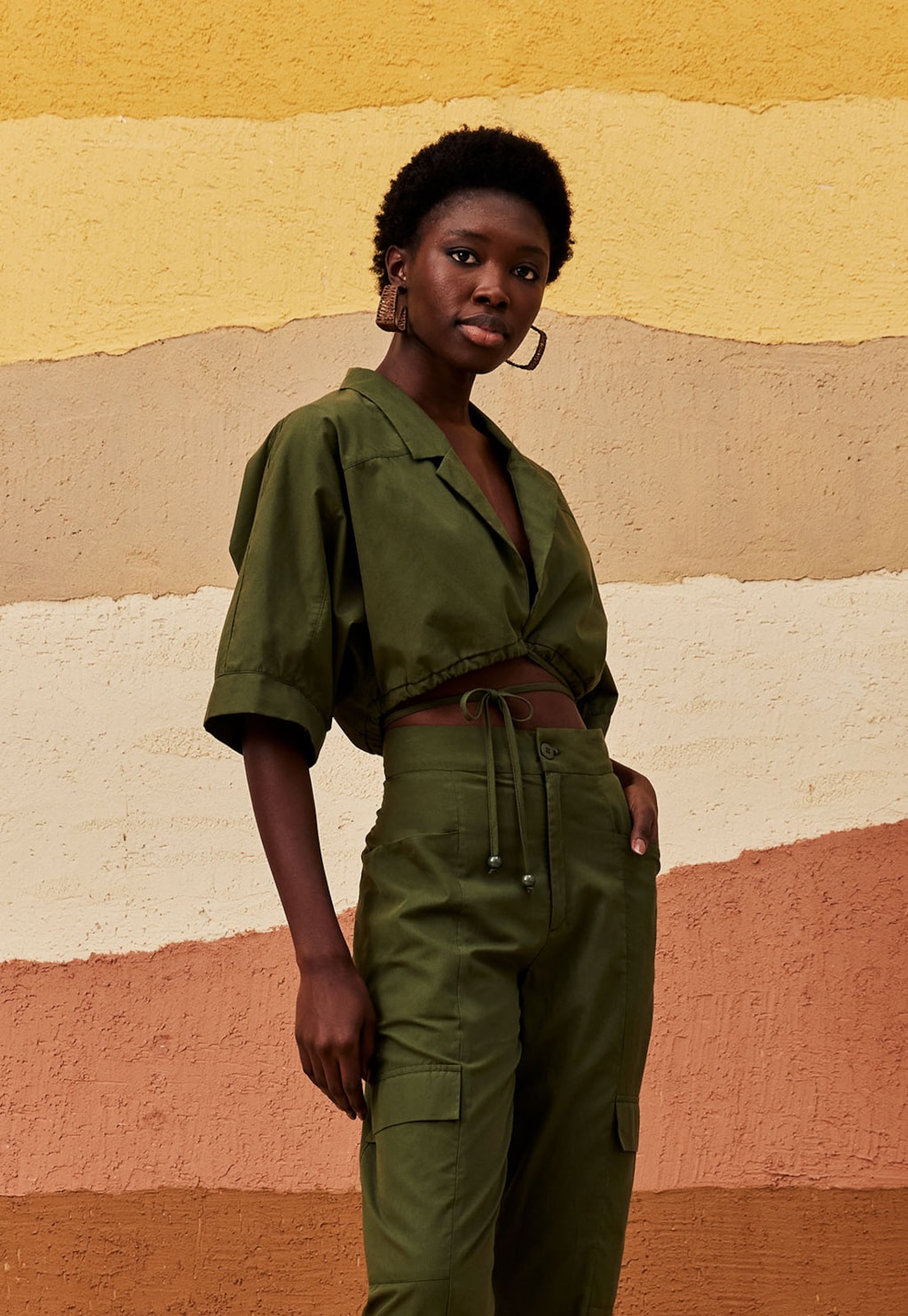 Camisa Cropped Transpassada