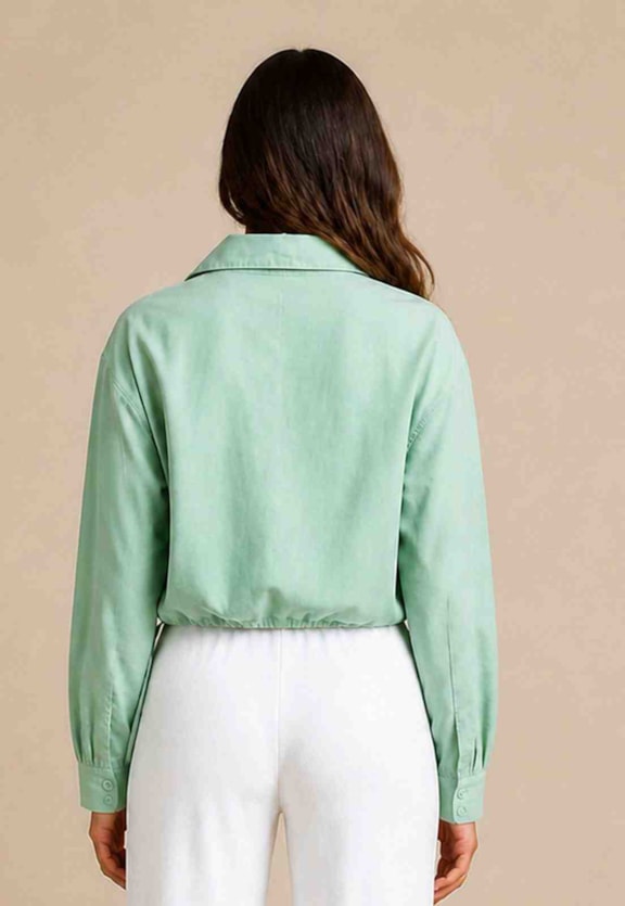 Camisa Lisa Cropped Amarração Vista Traseira