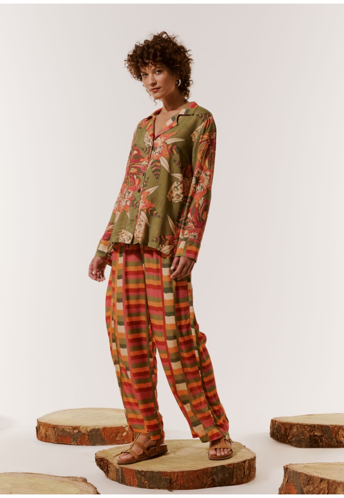 Camisa Manga Longa Estampada Flor do Cerrado