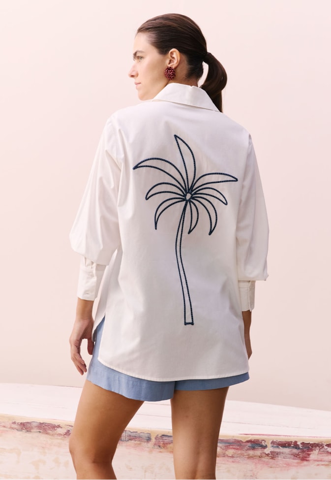 Camisa Oversized Bordado Coqueiral Costas