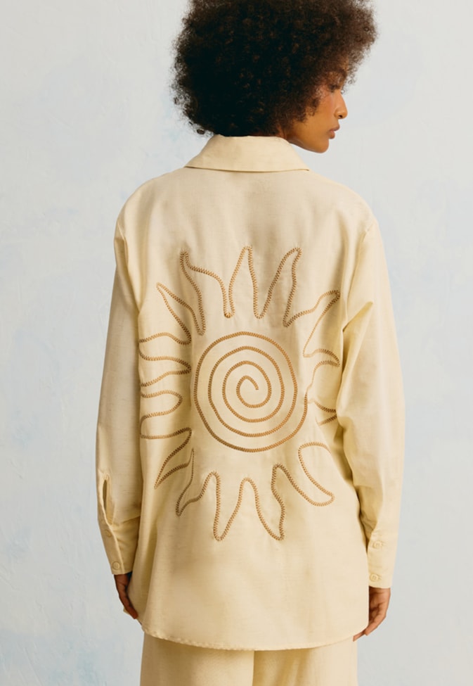 Camisa Oversized Bordado Sol