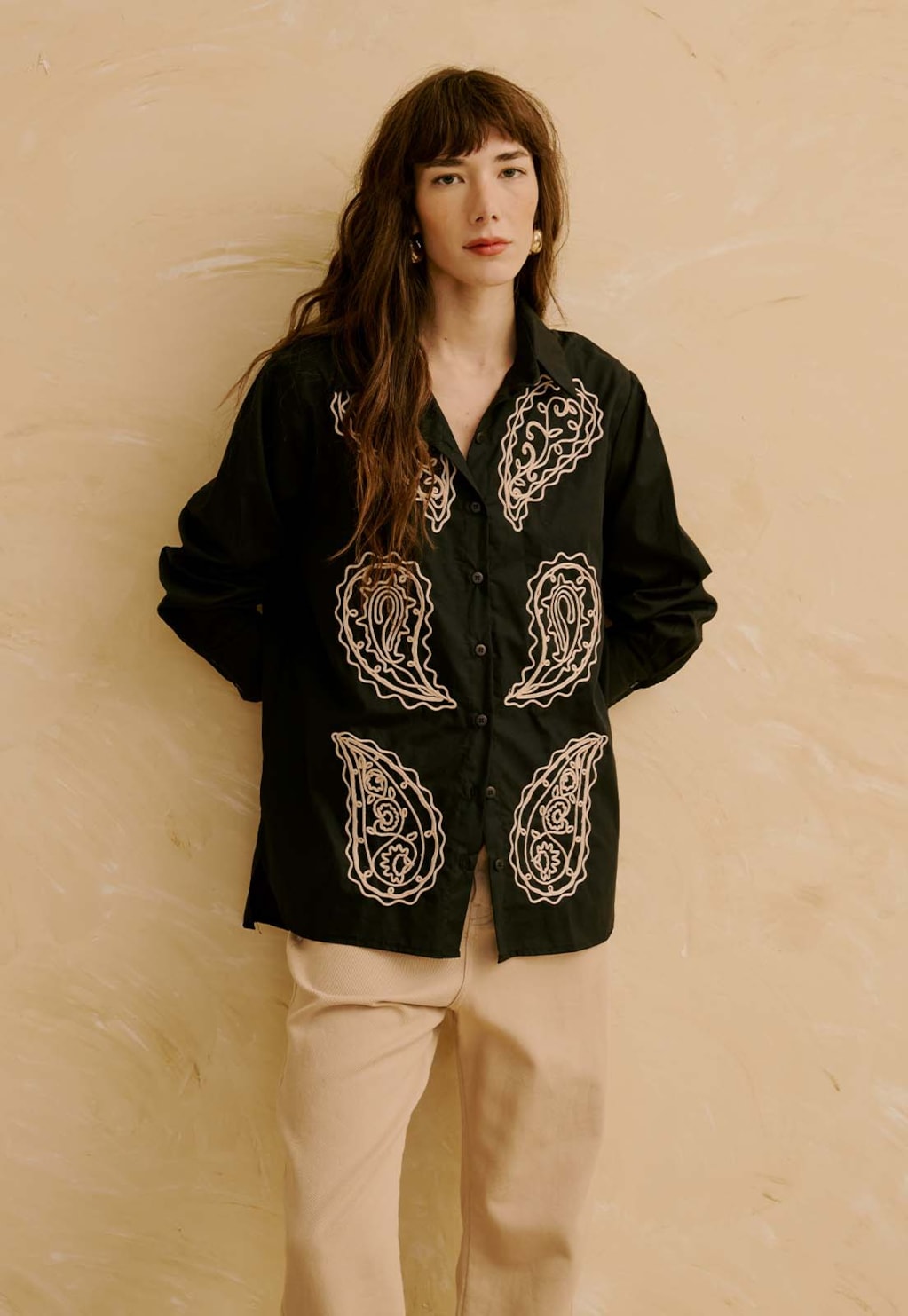 Camisa Oversized com Bordado Cachemire