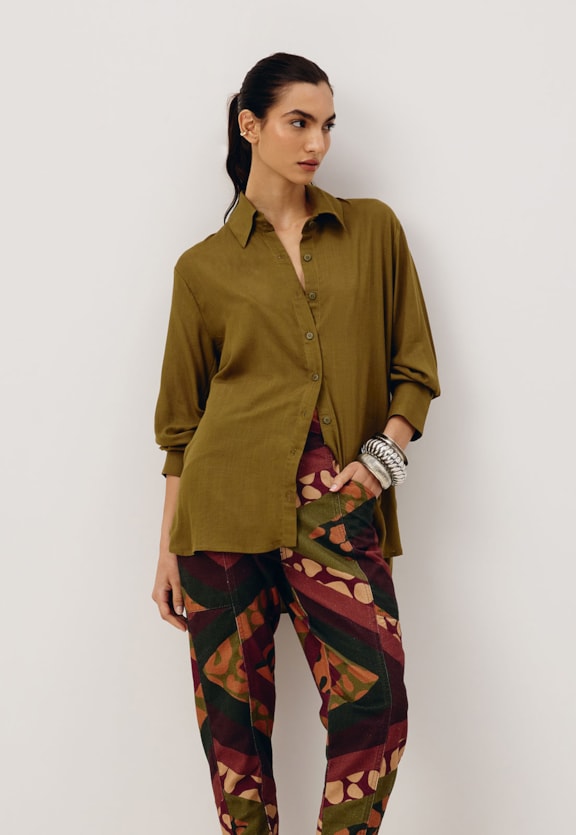 Camisa Oversized Lisa Vista Traseira
