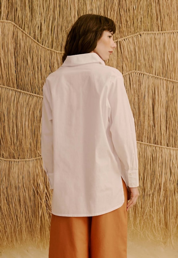 Camisa Oversized Silk Uros Vista Traseira