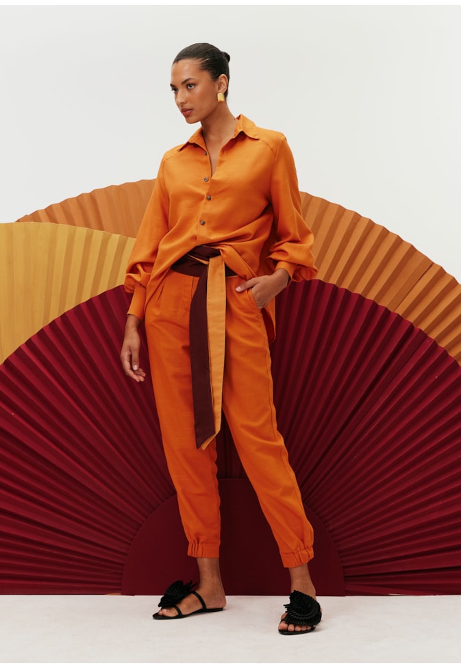 Camisa Recortes Manga Longa