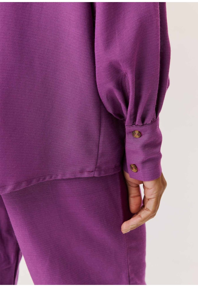 Camisa Recortes Manga Longa