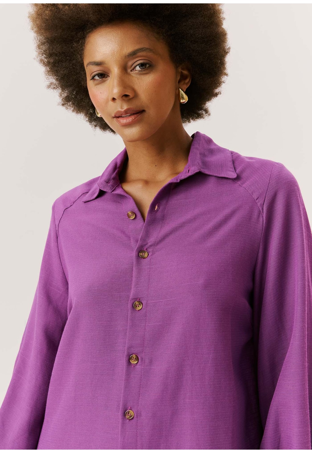 Camisa Recortes Manga Longa