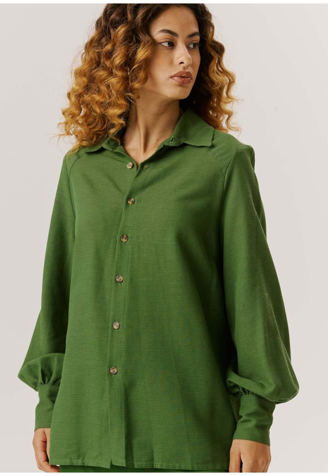 Camisa Recortes Manga Longa