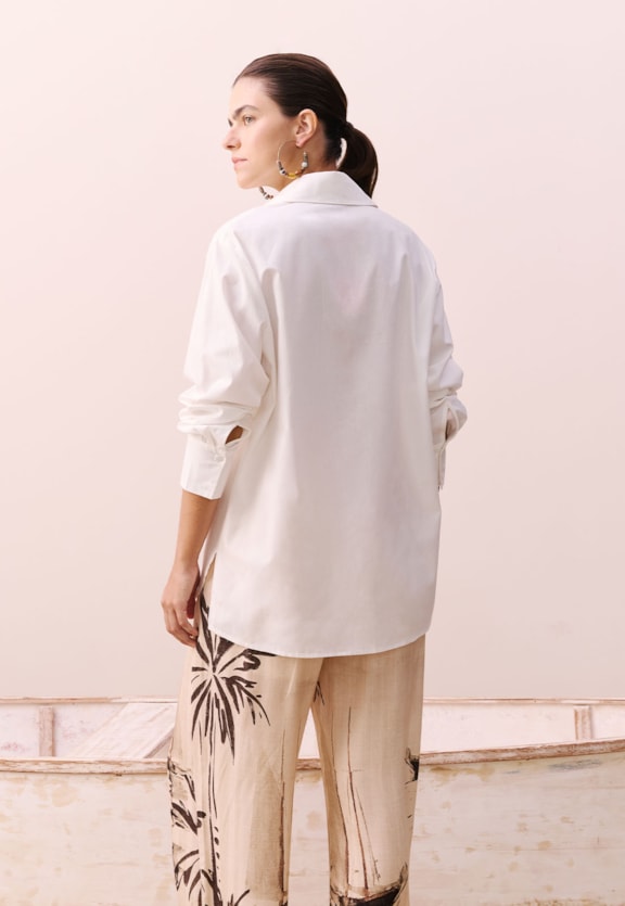 Camisa Silk Oversized Vista Traseira