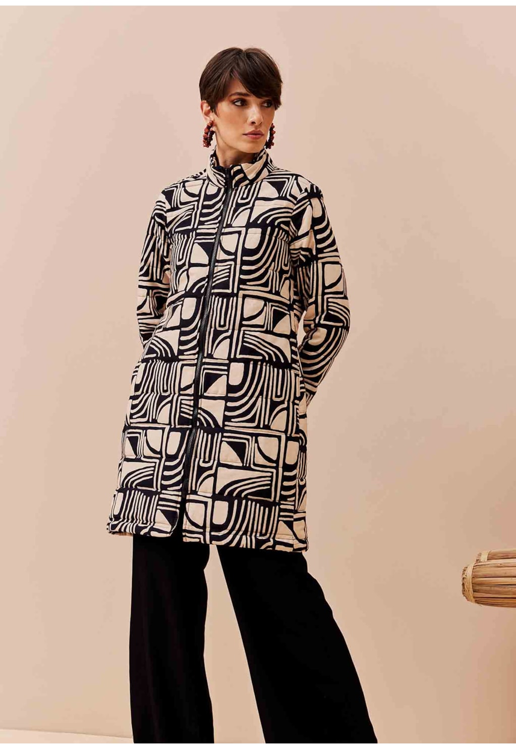 Casaco Comprido Puffer Matelasse Estampado Tierras Altas