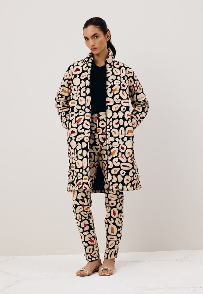 Casaco Puffer Matellassê Estampado Onza