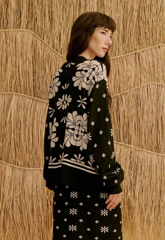 Casaco Tricot Jacquard Pallay Vista Traseira