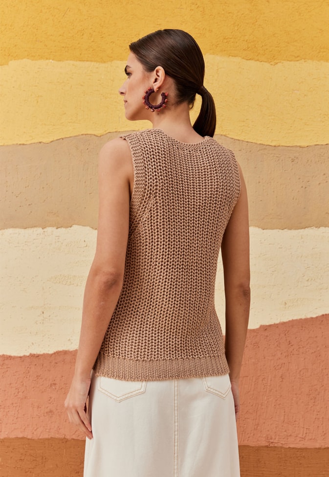 Colete Alça Larga Decote V Tricot