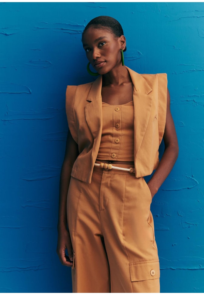 Colete Cropped Manga Muscle Tee