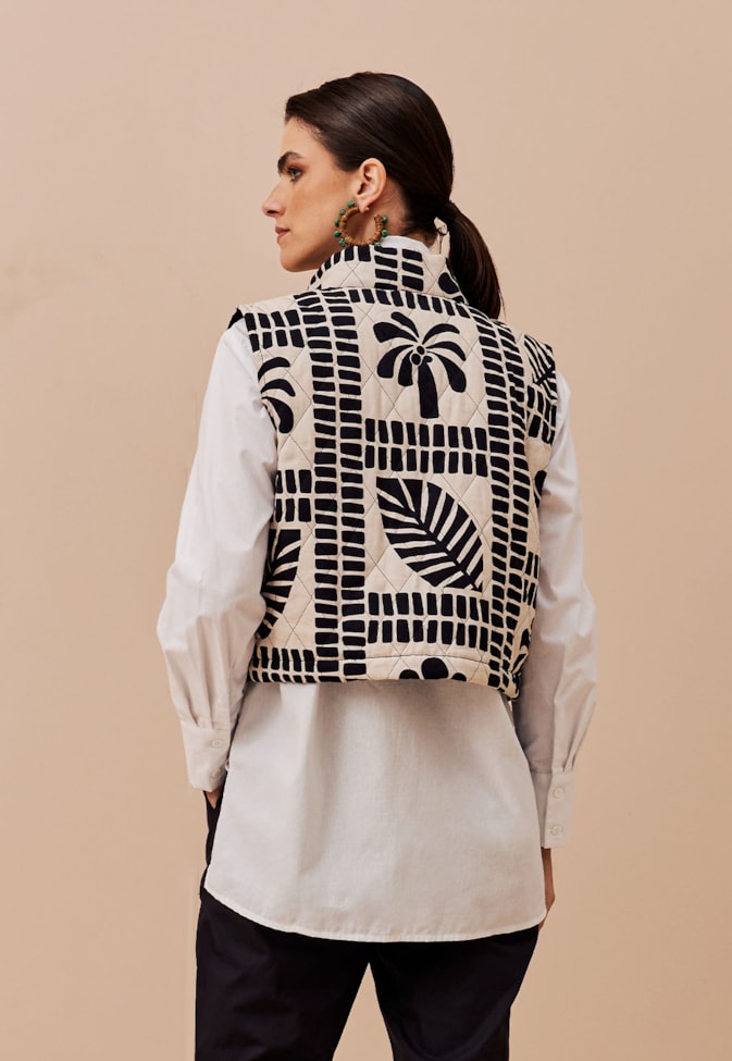 Colete Puffer Matelassê Estampado Pucara