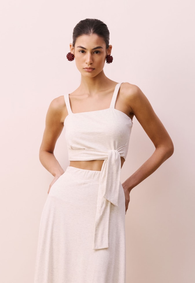 Cropped Alça Fina Faixa Frontal