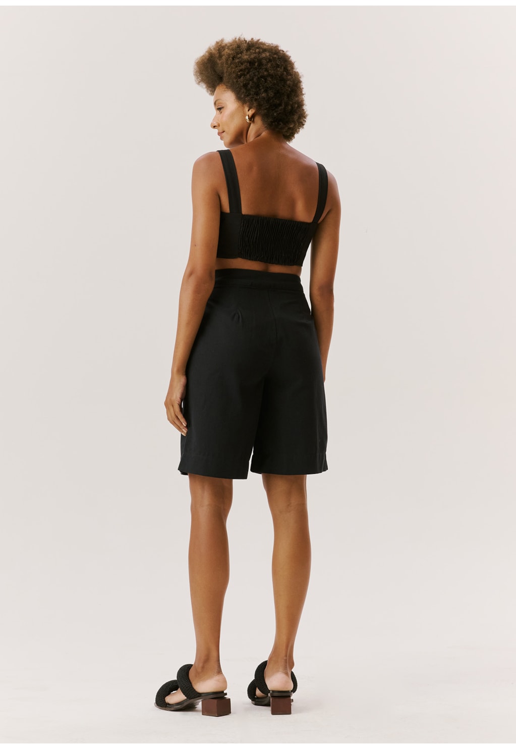 Cropped Alça Larga Recortes