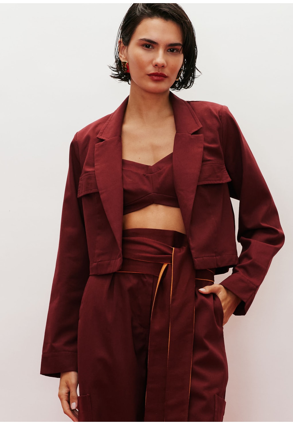 Cropped Alça Larga Recortes