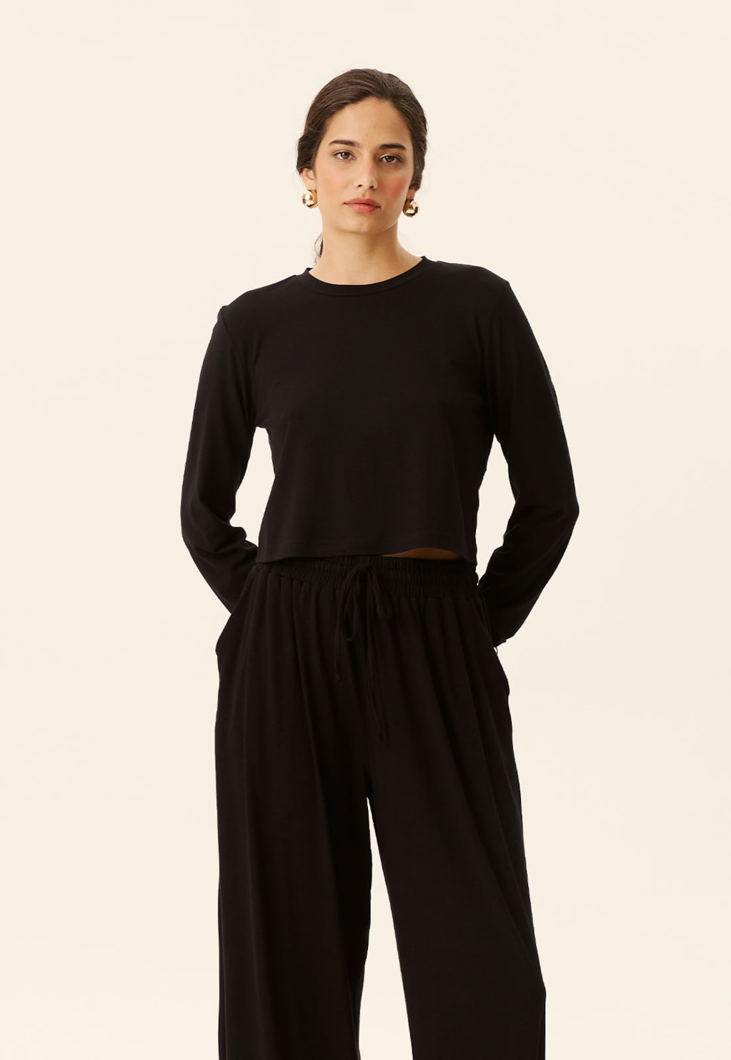 Cropped Alongada Manga Longa Lisa