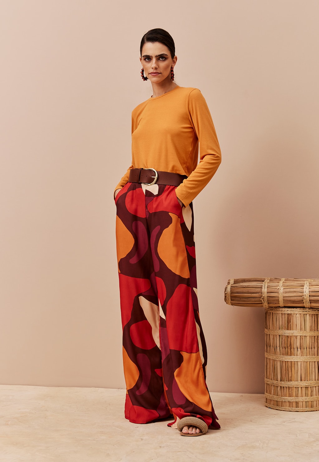 Cropped Alongada Manga Longa Lisa