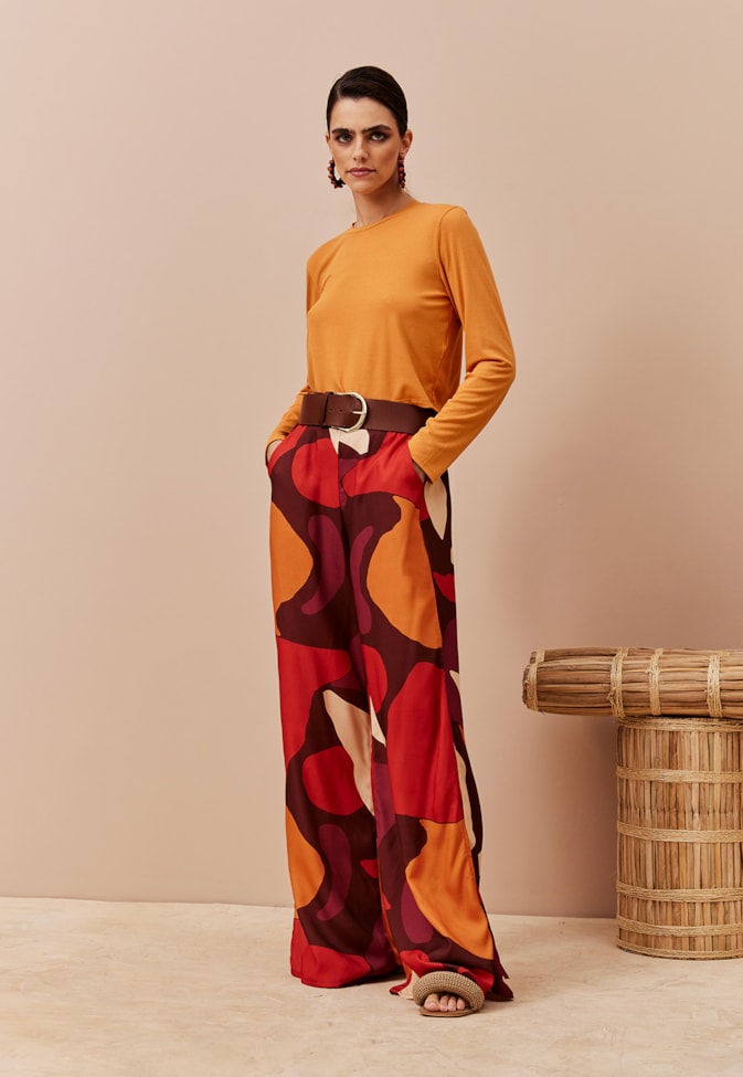 Cropped Alongada Manga Longa Lisa