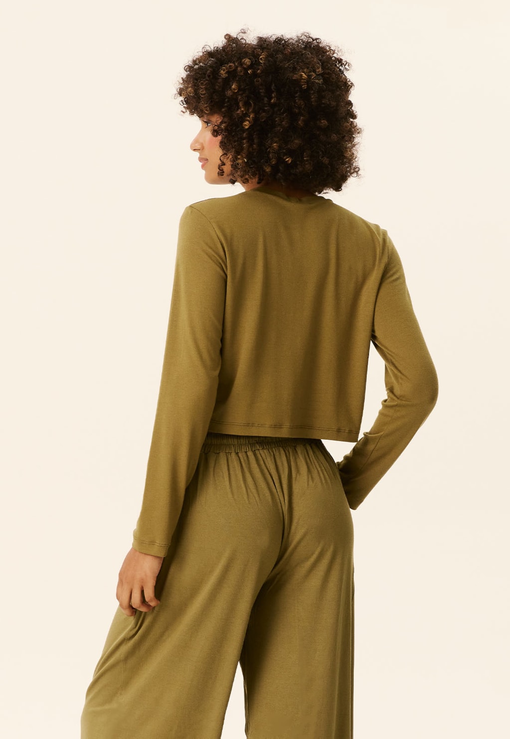 Cropped Alongada Manga Longa Lisa