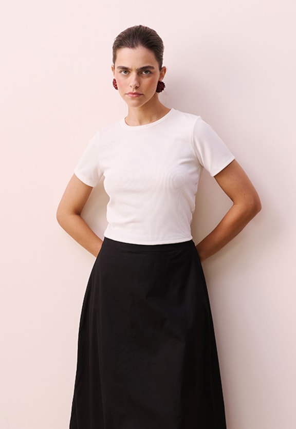 Cropped Alongado Canelado Manga Curta Vista Frontal