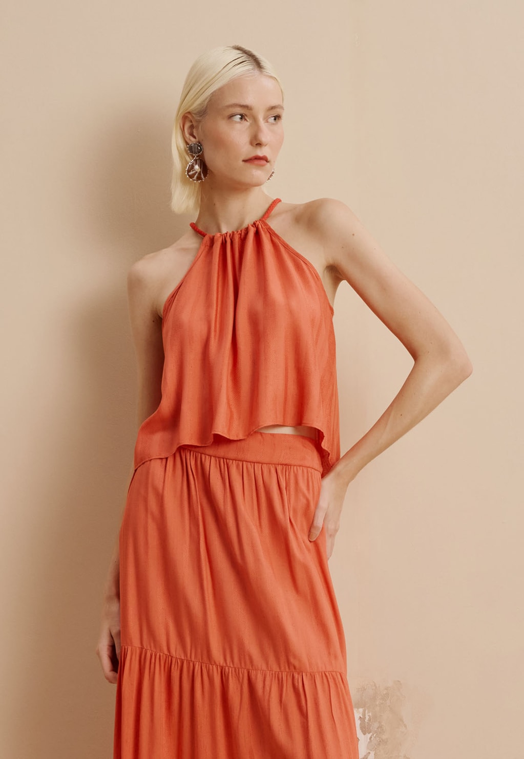 Cropped Alongado Decote Túnel