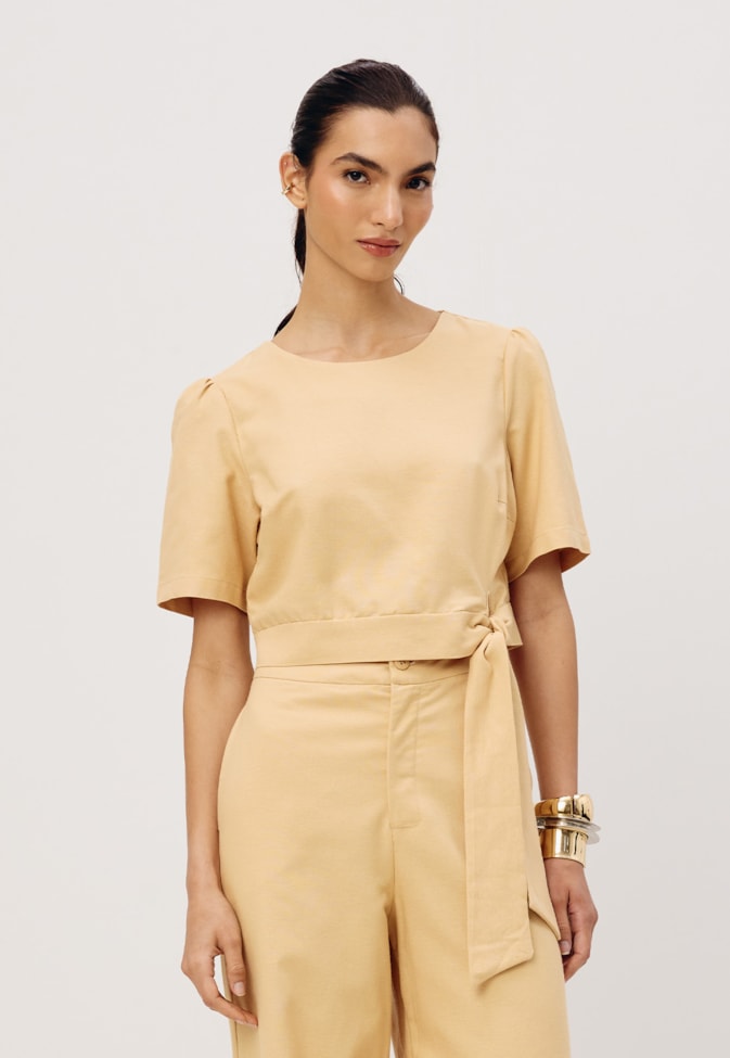 Cropped Alongado Nó Lateral