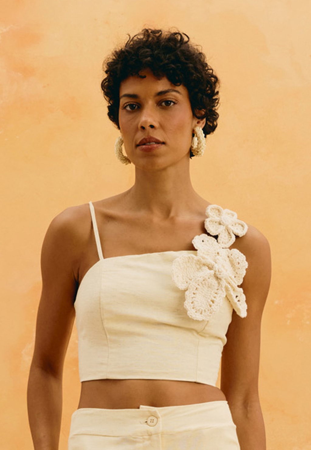 Cropped Amarração Flores Crochê