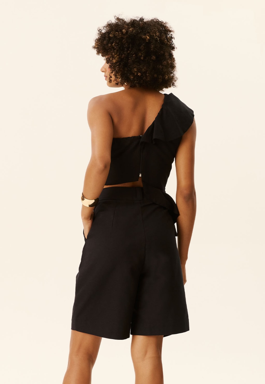 Cropped Babados Assimétricos