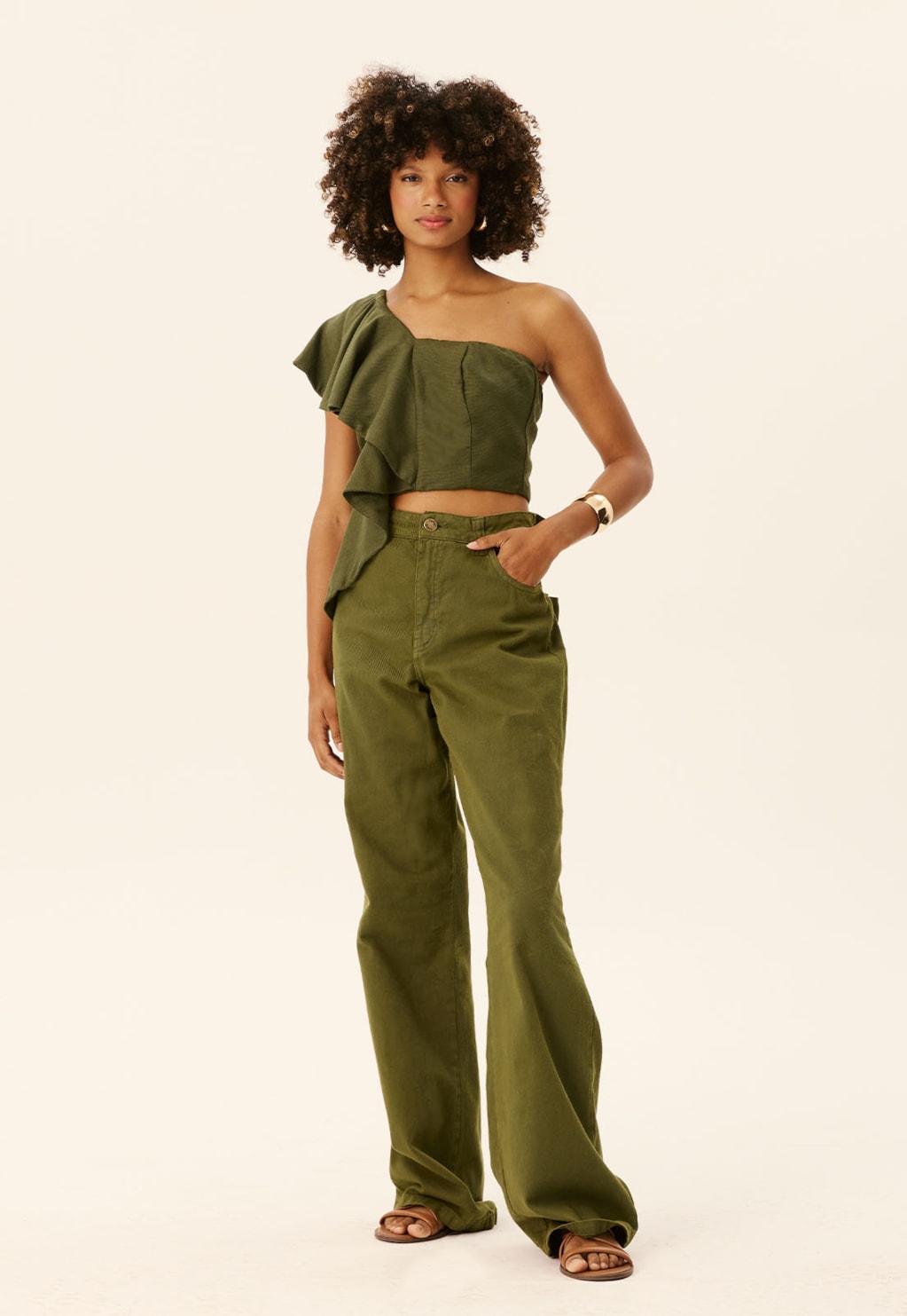 Cropped Babados Assimétricos