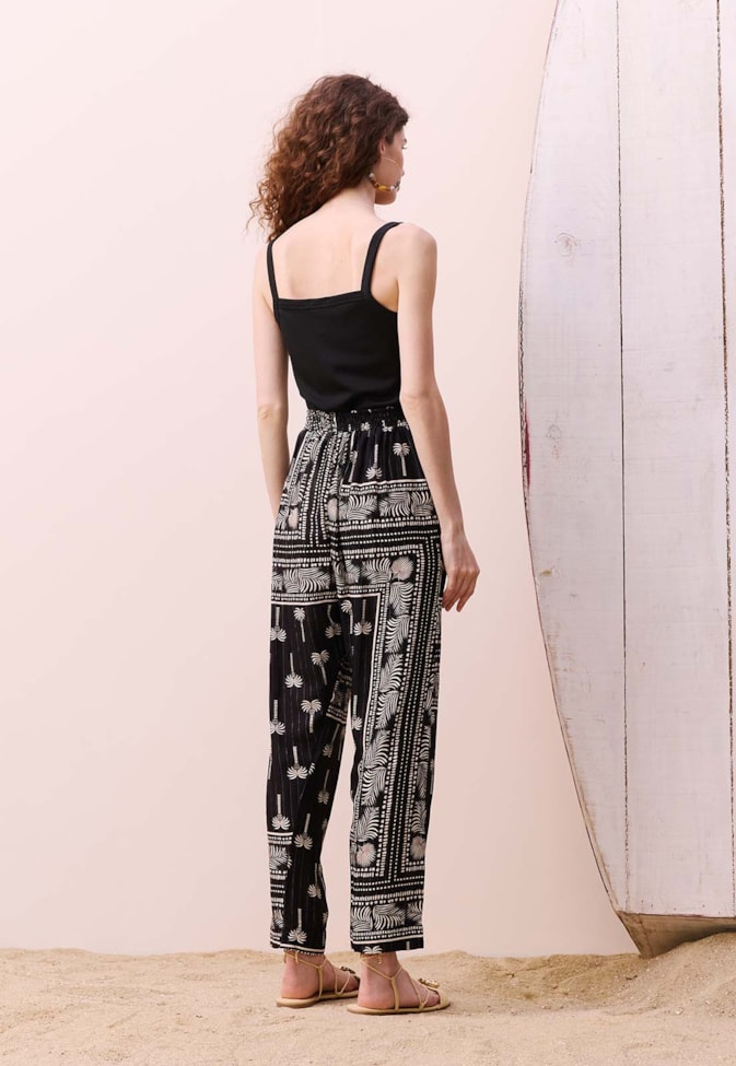 Cropped Canelado Alça Larga