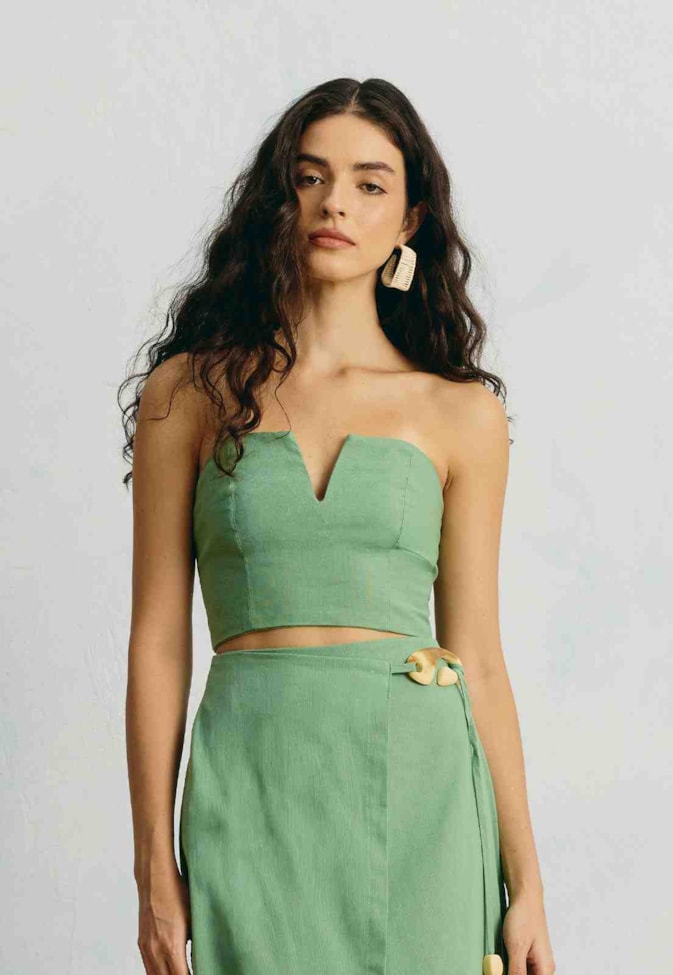 Cropped Liso Tomara Que Caia