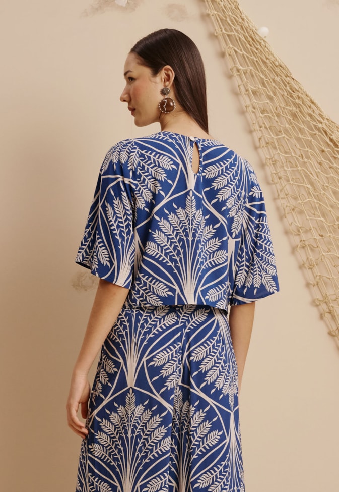 Cropped Manga Ampla Estampado Miriti