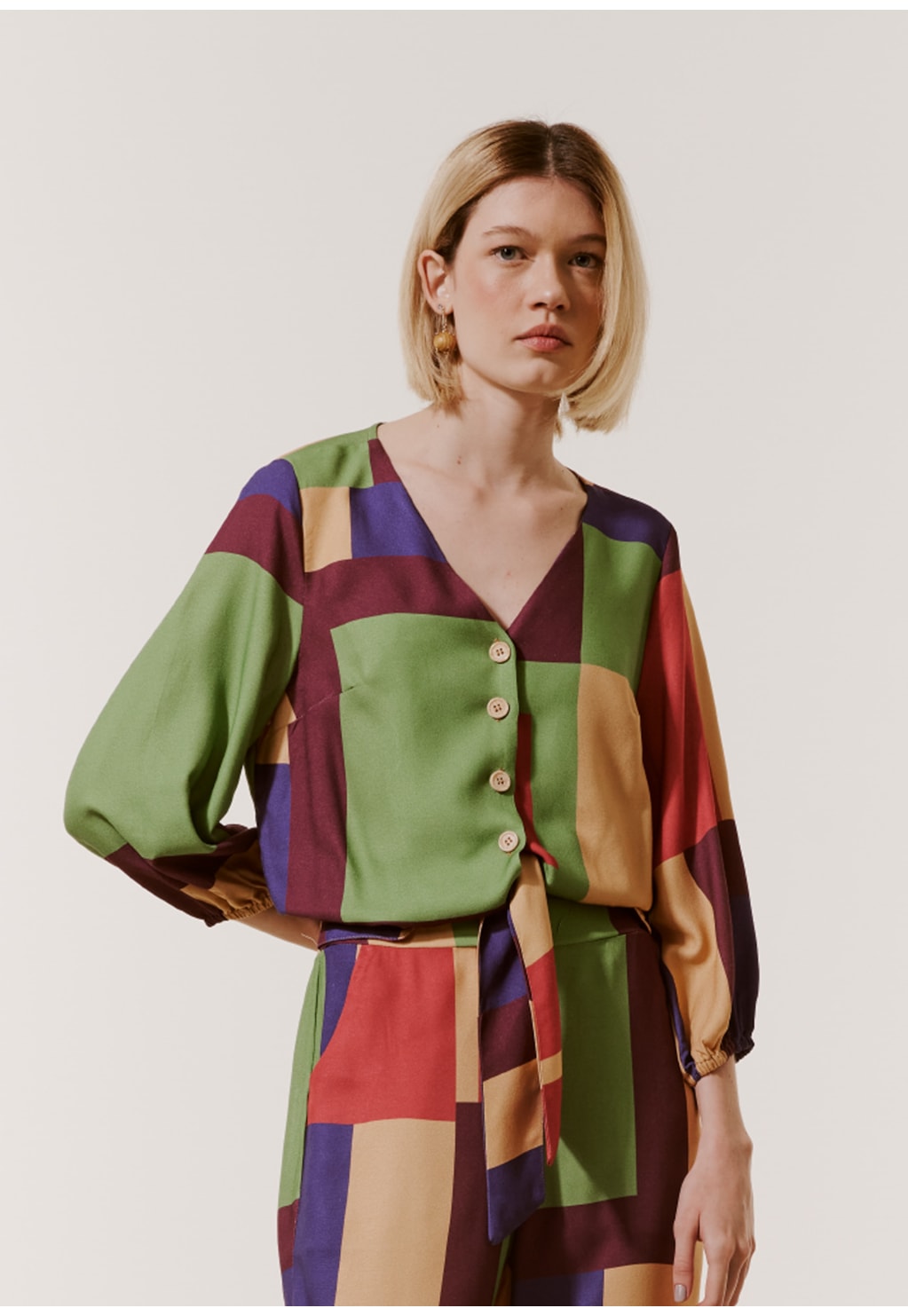 Cropped Manga Longa Estampado Chapadas