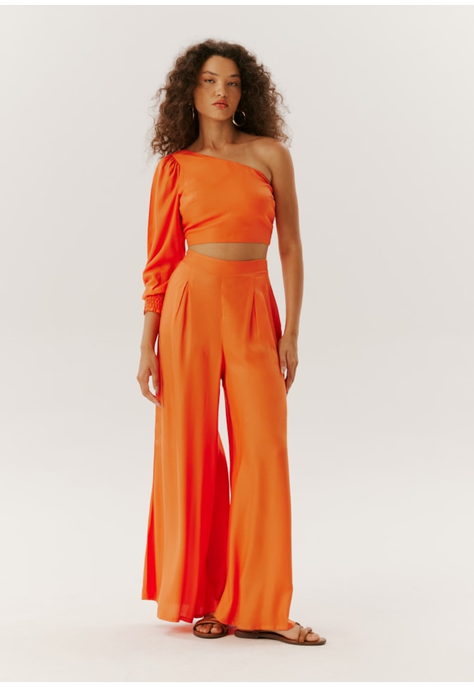 Cropped Ombro Só com Manga Bufante