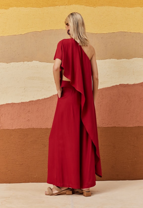 Cropped Ombro Só Ponta Alongada Vista Traseira