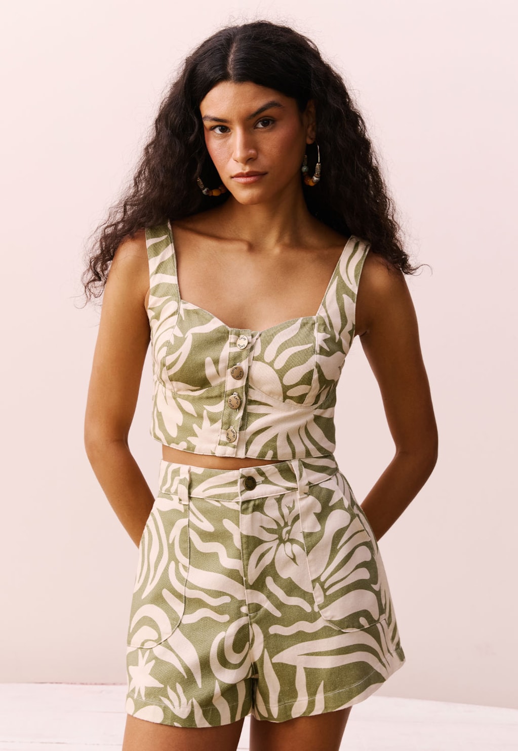 Cropped Sarja Estampado Pedra do Sol